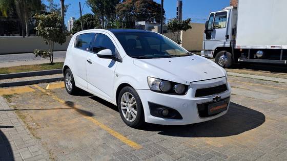 CHEVROLET SONIC 1.6 LTZ 16V FLEX 4P AUTOMÁTICO
